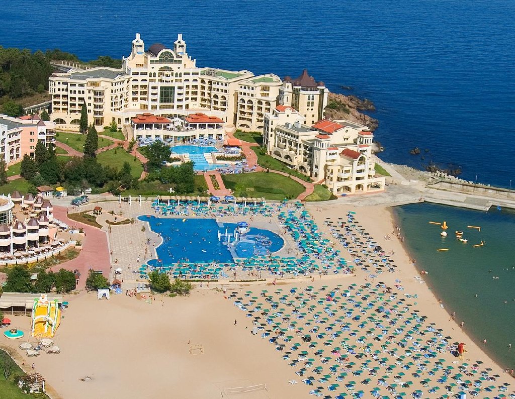 MARINA ROYAL PALACE