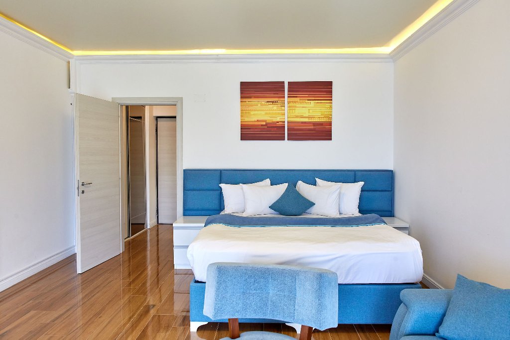 APARTAMENTE WHITE TOWER 