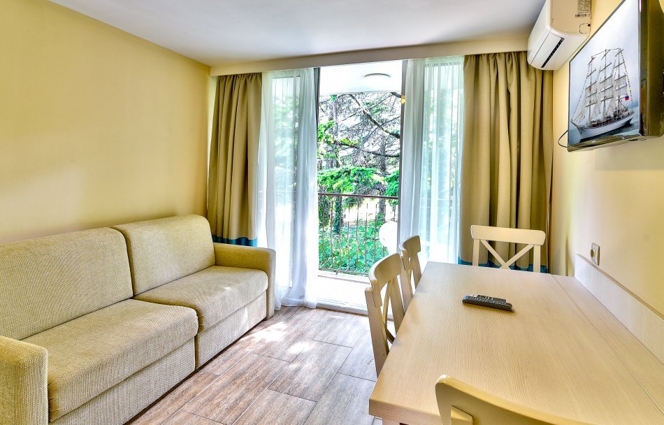 FAMILY CLUB RALITSA AQUA CLUB