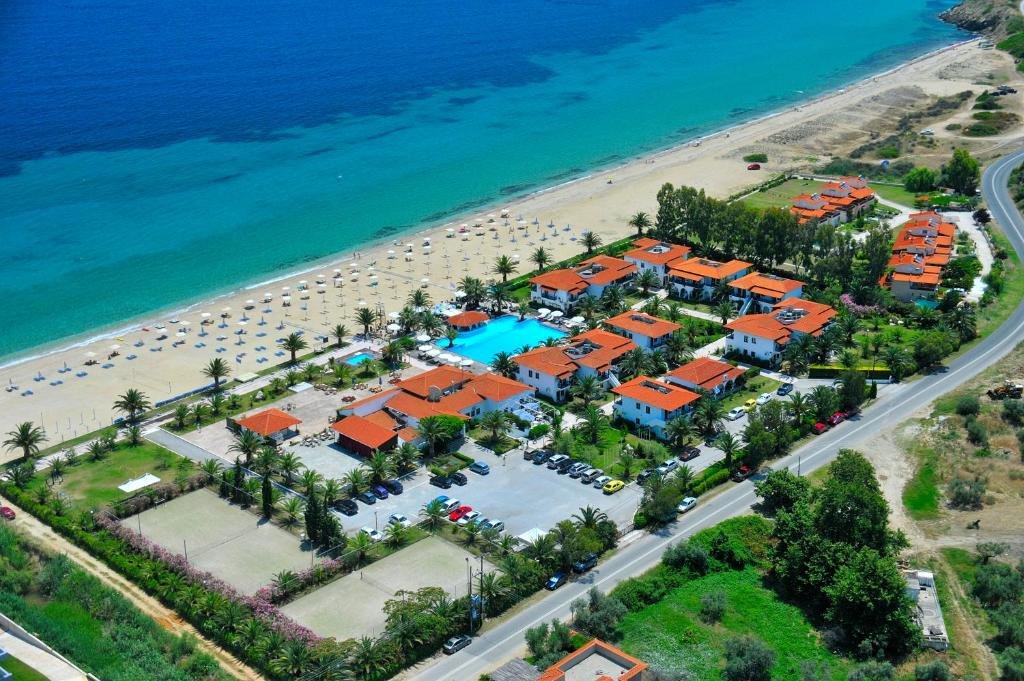 Assa Maris Beach