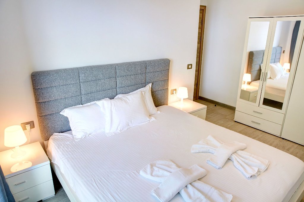 Apartamente HAMPTON BY ALEZZI