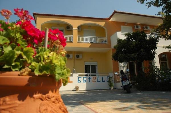 Estelle Hotel 