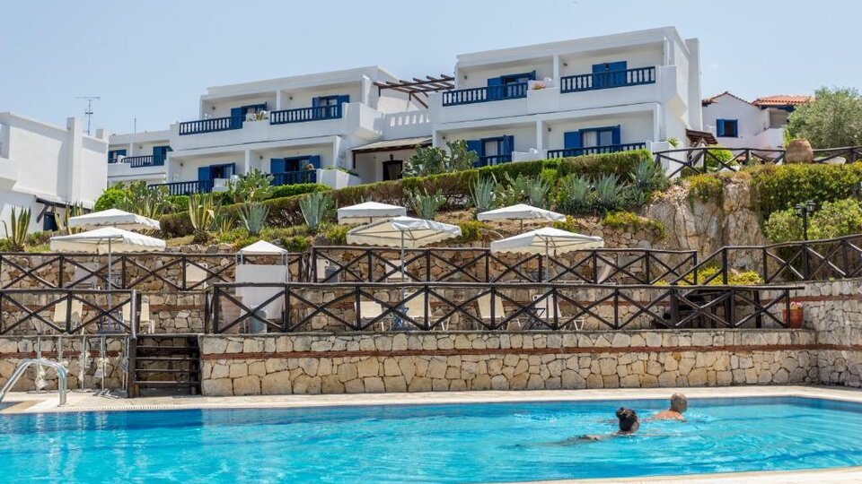 Agionissi Resort
