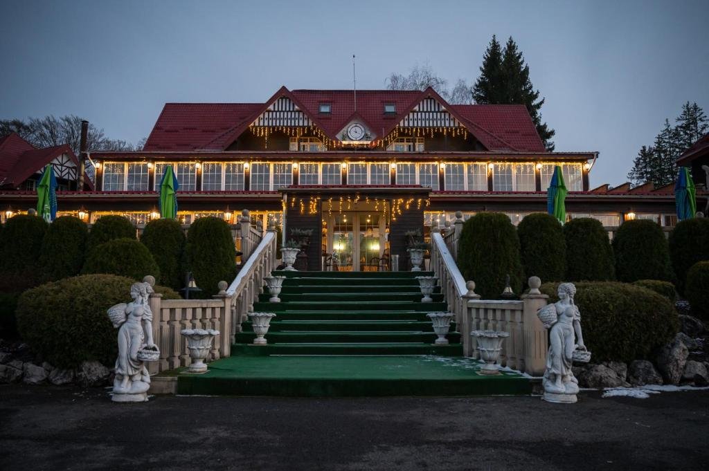 Monterai Resort