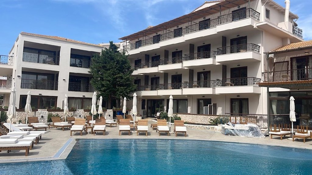 Elisso Hotel