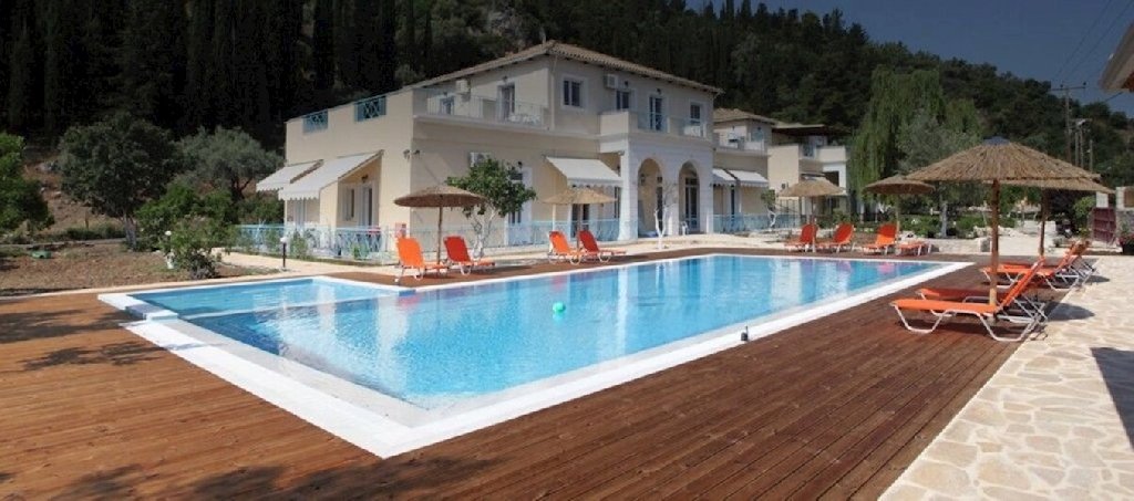 Avra Apartments 