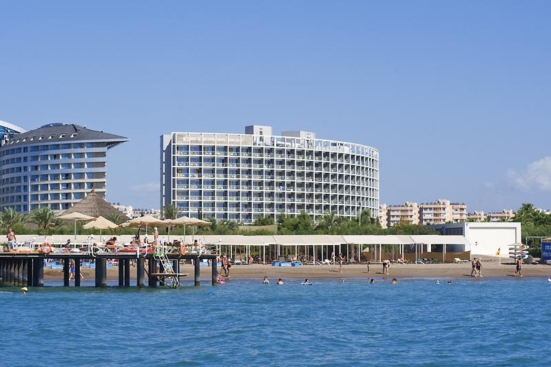 Crystal Centro Pearl Collection